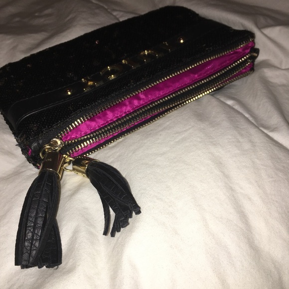 Juicy Couture Black/Gold Sequin Wristlet Wallet - Picture 5 of 5